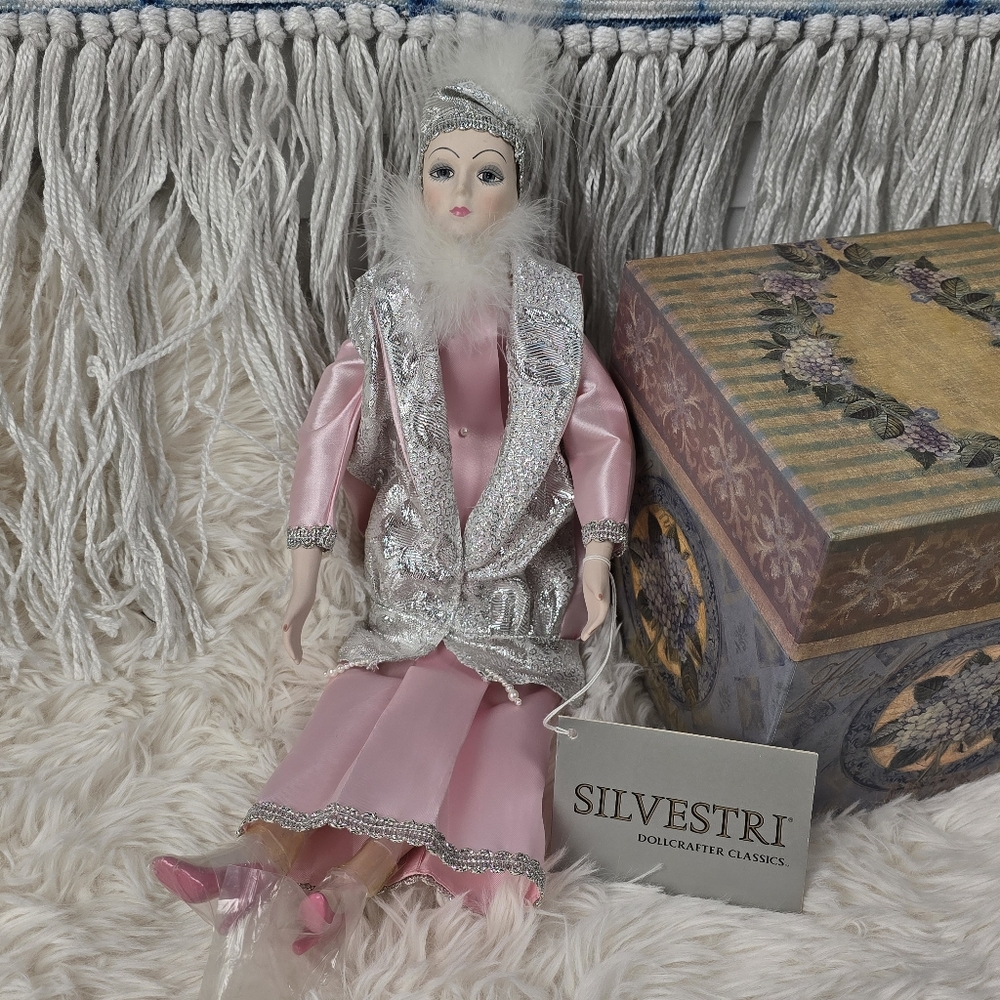 Silvestri Vintage Porcelain Doll - Picture 3 of 17